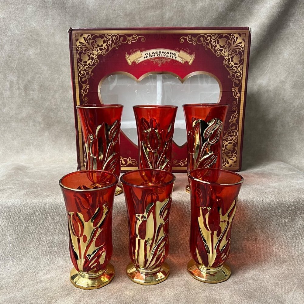 Vintage 6pc red and gold tumblers high quality glassware